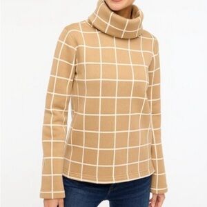 J.Crew women’s  long sleeve funnelneck pullover in XS size camel color